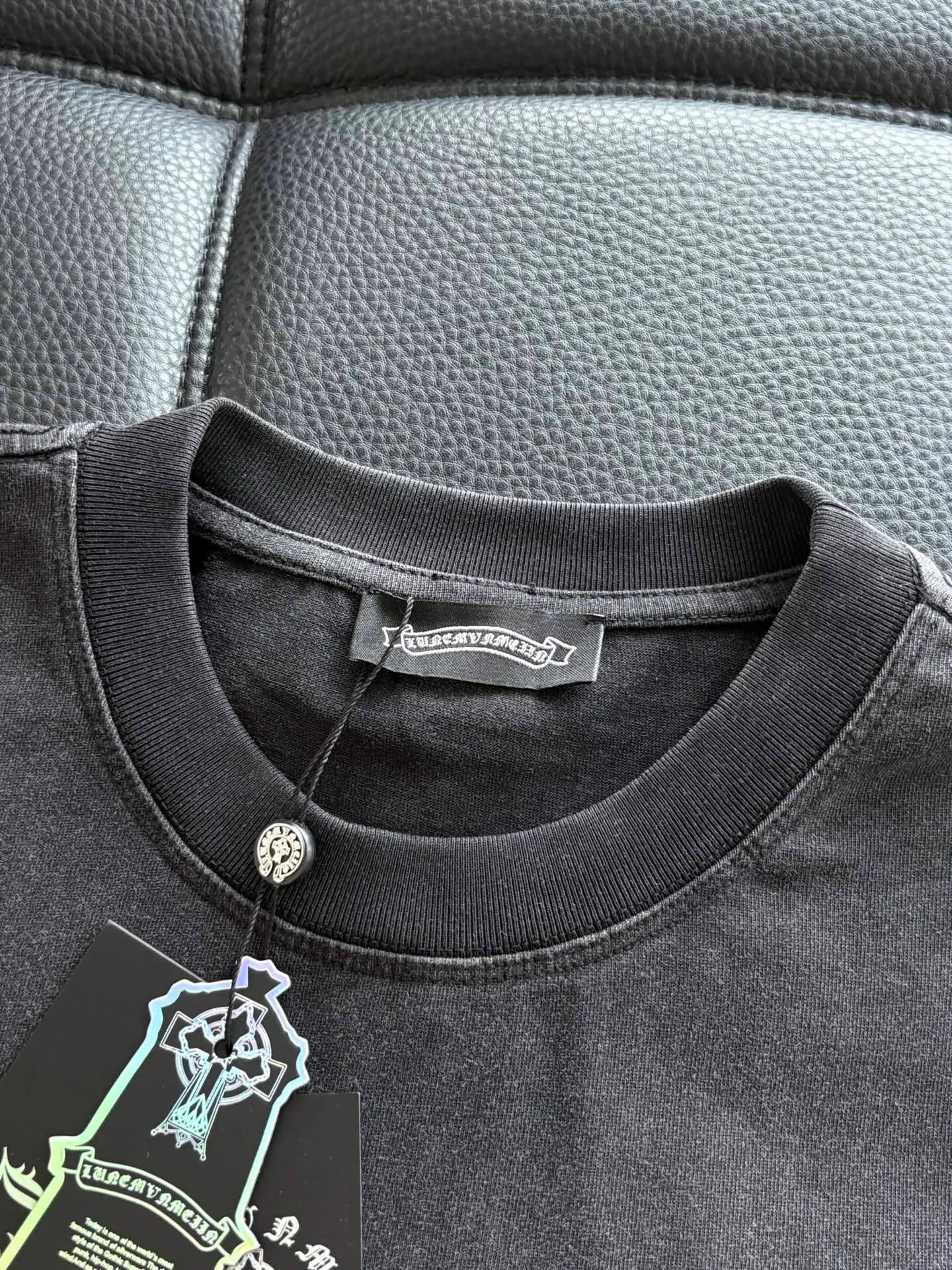 P416 Chrome Hearte CH new cross horseshoe Chrome Heart Sanskrit three-dimensional patchwork show craftsmanship, washed and frayed, pure cotton fabric, custom dyed in the same vat with special thickened 32 double-stranded 1X1 threads. .Light luxury, a must-have item for daily commuting for men and women.  Color: Black White Size: M~3x Style No.: 3579